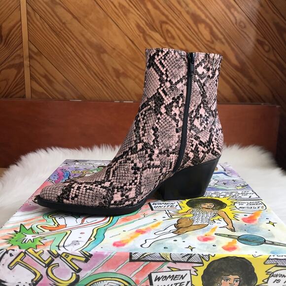 Jeffrey Campbell Kelam Western Bootie Pink Snake - Picture 3 of 10